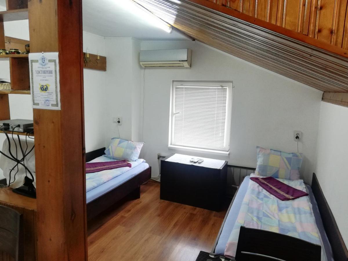 Guest Room Asparuh Troyan  Dış mekan fotoğraf